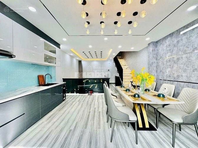 BÁN NHÀ PHƯỜNG4 QUẬN4 GIÁ HẤP DẪN.