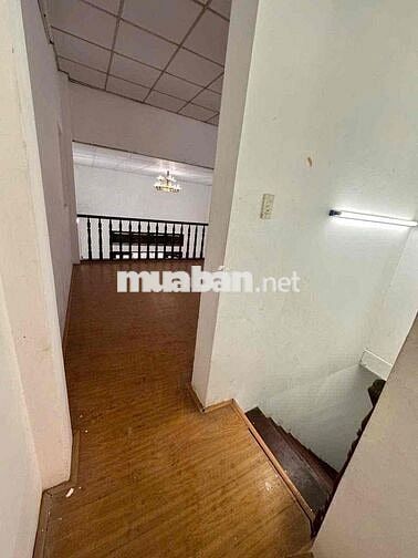cho thuê nhà nguyên căn chợ cây me 5x20 m