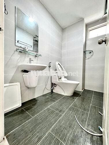 CHO THUÊ CĂN HỘ BABYLON 75M2 2PN 2WC ĐẸP NỘI THẤT XỊN CHỈ 11,5TR/THÁNG