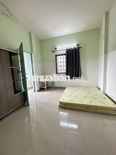 còn 1phòng 30m2 đường Vũ Tùng- Bình Thạnh, phòng thoáng mát, sạch sẽ