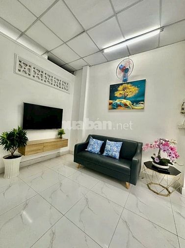 Nhà đường Xô Viết Nghệ Tĩnh, p26 Bình thạnh