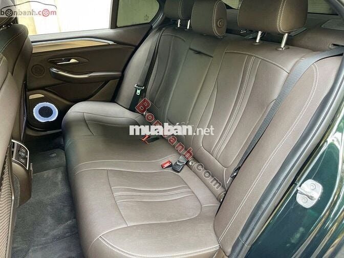 Vinfast LuxA 2.0 Plus