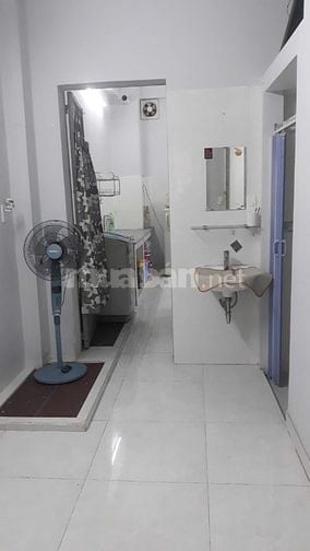Cho thuê để ở hoặc làm văn phòng1 tầng lầu 1