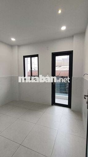 BÁN NHÀ ĐƯỜNG SỐ GẦN KÊNH NƯỚC ĐEN 30M2 GIÁ 3,15TỶ TL
