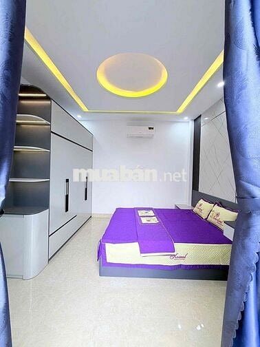 Bán nhà 3 tầng đường oto 6m Tôn Đản ngang gần 8m