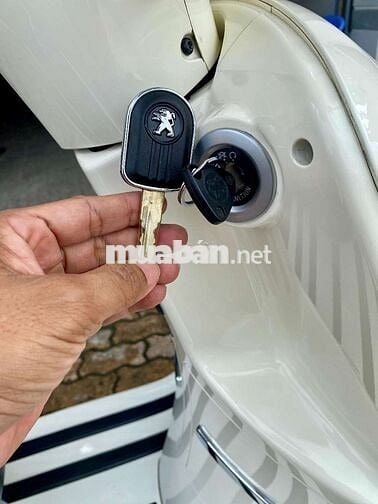 PEUGOET DJANGO 125i ABS 2020 Máy Zin hồ sơ cầm tay