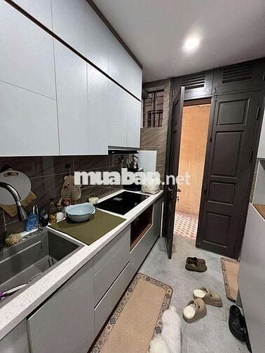 Chị ruột nhờ bán căn tập thể cực hiếm khu HUỲNH THÚC KHÁNG chỉ hơn 3TỶ