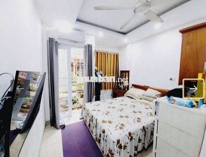 Bán căn nhà phố Hoàng Hoa Thám - Ba Đình