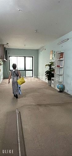 Cho thuê tầng 1 phố Nguyễn Chí Thanh tiện ở làm văn phòng 