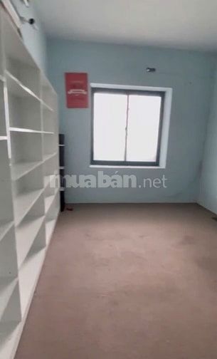 Cho thuê tầng 1 phố Nguyễn Chí Thanh tiện ở làm văn phòng 