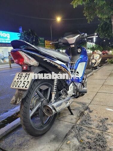 Fu x 125 xăng cơ trùm mền
