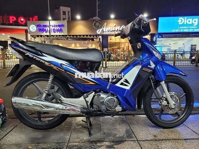 Fu x 125 xăng cơ trùm mền