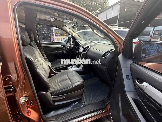 Isuzu Mu X 2016 đk 2017 3.0 AT