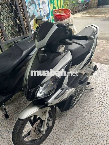 Đổi xe điện nên bán