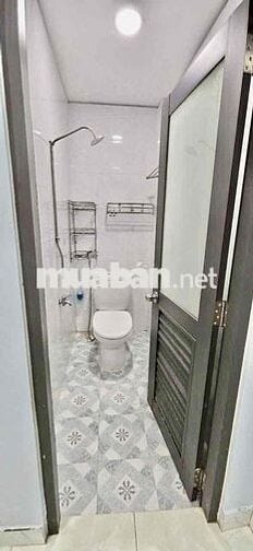 🏡Nhà cho thuê nguyên căn, phường Chánh Hưng( p5q8 cũ)  📐Dt ; 4x7  1 lầ