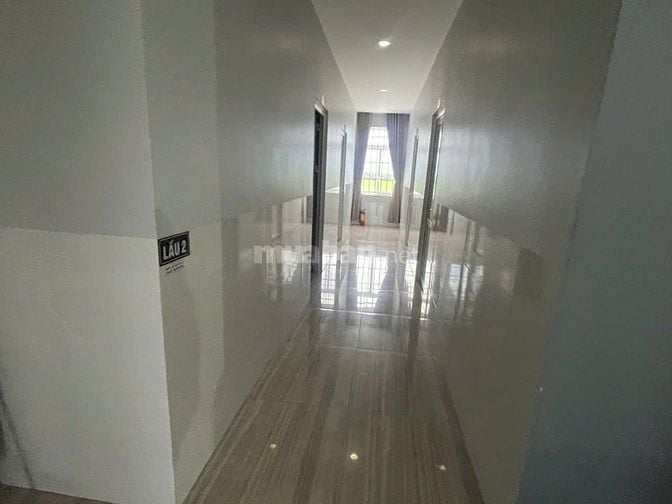 Bán khách sạn Huỳnh Lâm mặt tiền Võ Văn Kiệt, TT Tràm Chim, Đồng Tháp