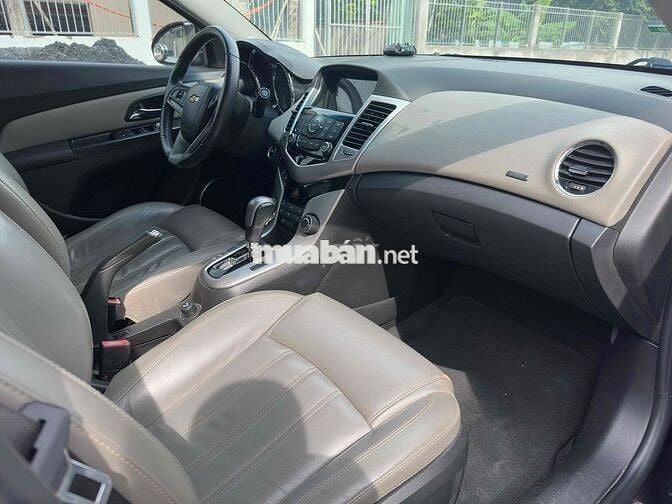 Chevrolet Cruze LTZ 1.8 Sản Xuất 2015