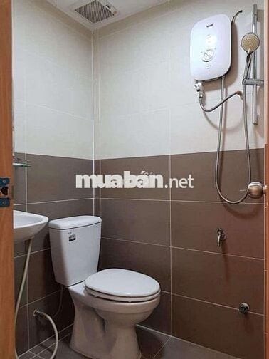 (GIÁ TỐT)NHÀ 3 TẦNG 4PN,30m2 SẴN DÒNG TIỀN CHO THUÊ - NGUYỄN VĂN CỪ Q1