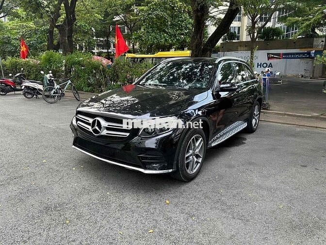 Mercedes Benz GLC300 4MATIC 2019 Bank 90%