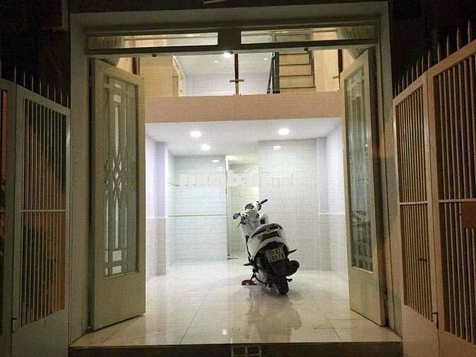 Cho thuê nhà MT đường nội bộ Bình Phú P10 Q6