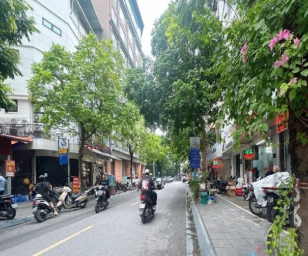 BÁN GẤP NHÀ DT 80M2 ,, CẦU GIẤY, SỔ NỞ HẬU, GIÁ NHỈNH 14 TỶ