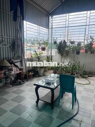 HIẾM - NHÀ GIA QUẤT CỰC ĐẸP Ở SƯỚNG OTO ĐỖ NGÕ