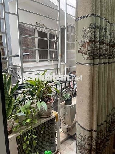 HIẾM - NHÀ GIA QUẤT CỰC ĐẸP Ở SƯỚNG OTO ĐỖ NGÕ