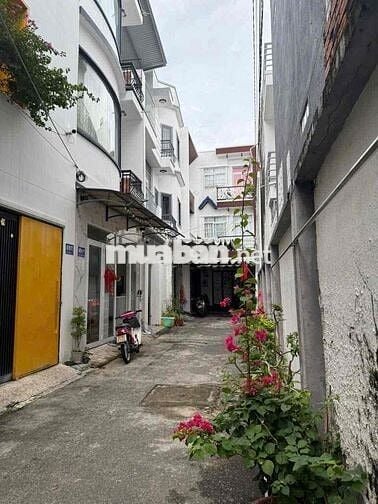 Bán Nhà 1 Trệt-2 Lầu Hẻm Nguyễn Bĩnh Khiêm P Vũng Tàu.