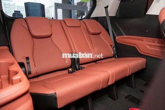 Kia Carnival 2024 2.2D Signature 7 ghế