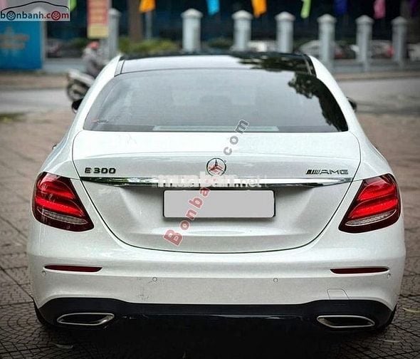 Mercedes-Benz E300 AMG