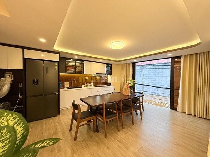 CẦN TIỀN BÁN GẤP NHÀ HOA TRÀ P.8 PHÚ NHUẬN DT: 64M2 SHR SANG TÊN NGÂY 