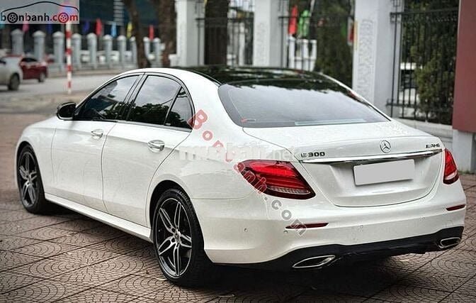 Mercedes-Benz E300 AMG