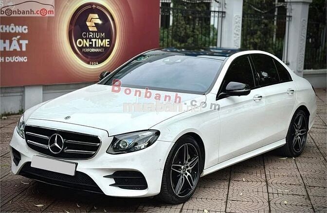 Mercedes-Benz E300 AMG