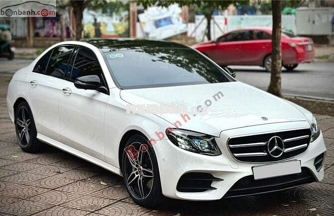 Mercedes-Benz E300 AMG