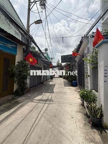 nhà thuê hồ Ngọc lãm bình trị đông b bình Tân DT92m giá 13tr