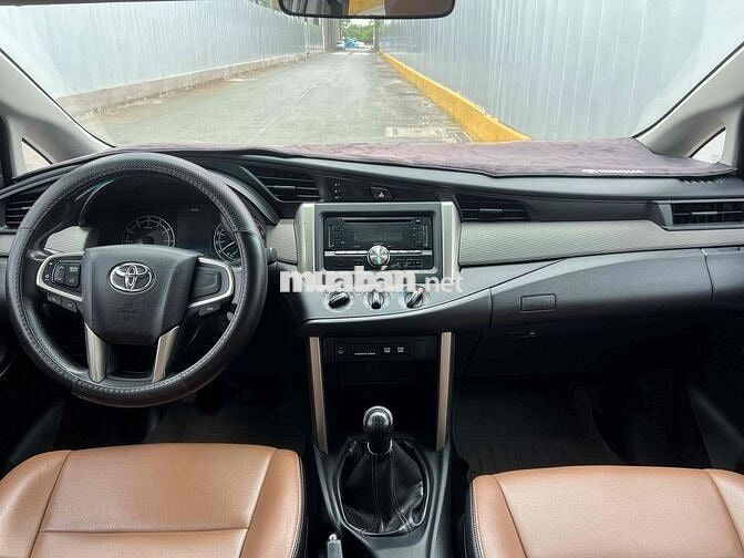 Toyota Innova 2017 2.0E - Một chủ mua mới Zin Đẹp