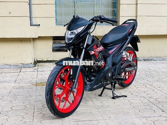 HONDA SONIC BẢN ĐEN SẦN CAO CẤP CHÍNH CHỦ CẦN BÁN