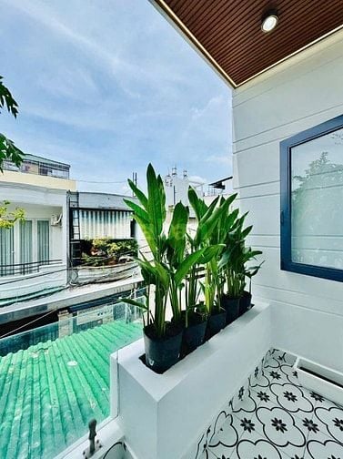 Siêu phẩm nhà đẹp 49m² sau lưng Vạn Hạnh Mall, xây 4tầng. Hẻm 6m,có sổ