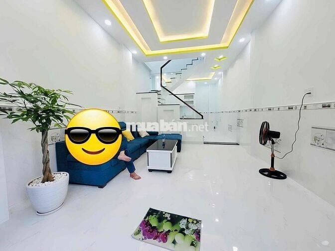 Nhà ngay Vườn lài- Dt:4x10- đúc 2 tầng- hẻm xe hơi-Chỉ 4.xtỷ