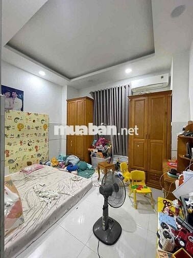 NHÀ ĐẸP 4 TẦNG ĐÚC 68M2 FULL NỘI THẤT CẠNH LÊ VĂN QUỚI-HXH THÔNG-6.4TY