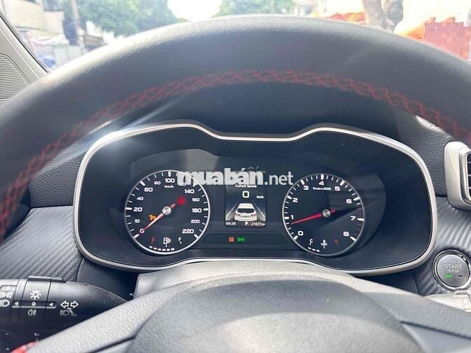 MG MGZS 2023 Standard 1.5 AT 2WD - 21000 km