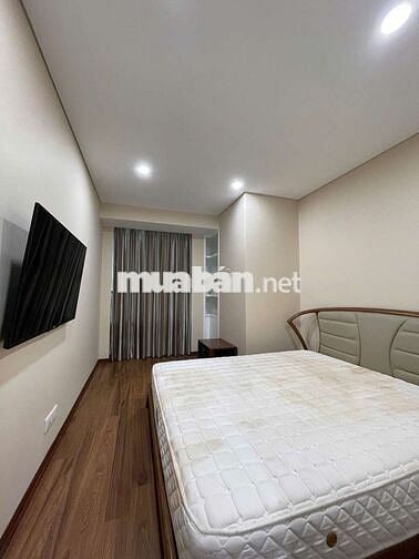 Cho thuê căn hộ VIP 108m2 Hoàng Thành Tower 114 Mai Hắc Đế.