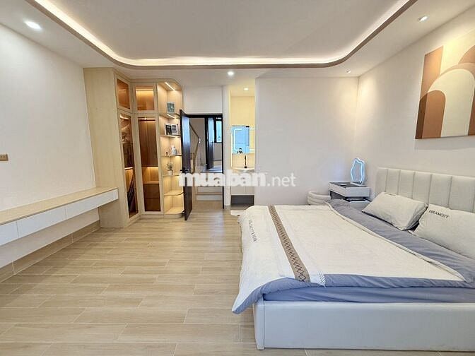 SIÊU PHẨM 6 TẦNG, THANG MÁY, FULL NỘI THẤT, HXH, GV, GIÁ 9.7 TỶ TL.