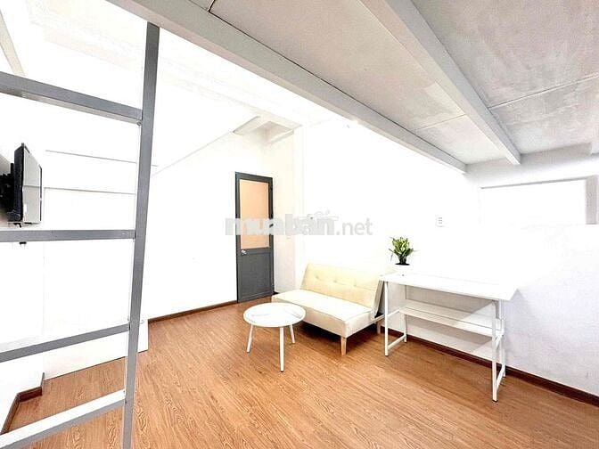 Cho Thuê Căn Duplex Rộng Thoáng Máy Giặt Riêng Ngay Hoà Hưng Quận 10