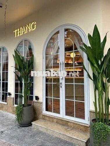 CHO THUÊ TÒA NHÀ GÓC 2 MẶT TIỀN TRẦN NHẬT DUẬT, P TÂN ĐỊNH,Q1,GIÁ TỐT
