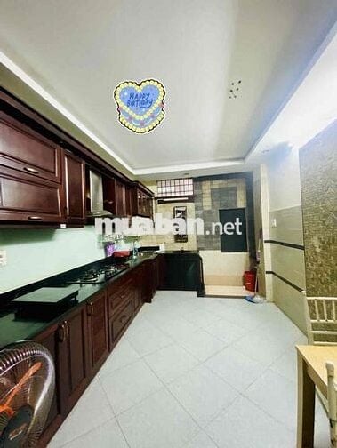 ( VIP) Cách mạng tháng tám, Q3,Q1,Tân bình  40m2 giá có 5tỷ nhỉ