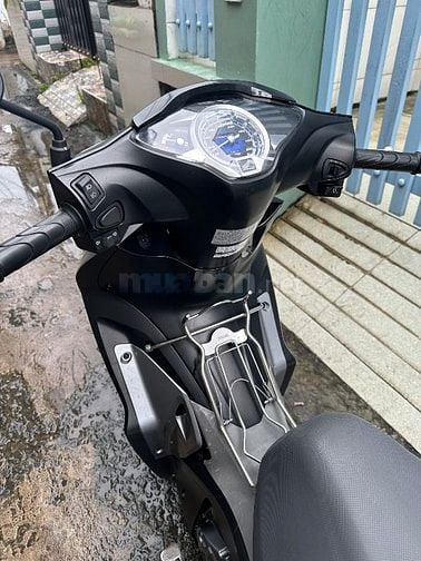 Nhà dư xe nên em cần bán Future led 2019