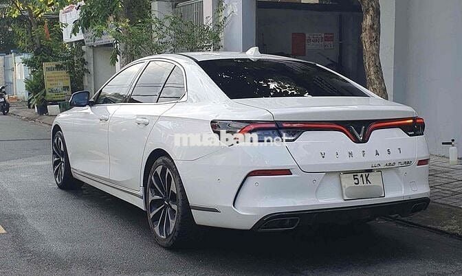 VinFast Lux A2.0 2022 Premium - 54000 km