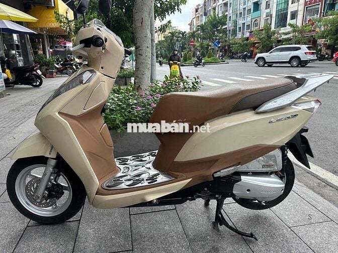 Lead Fi 2015 xe siêu đẹp. BS 48 có cccd chủ xe