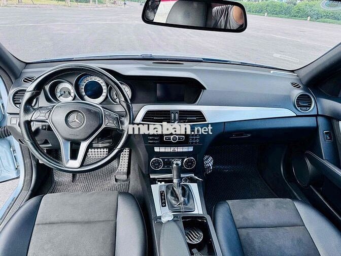 Mercedes Benz C Class 2013 C200 cực chất